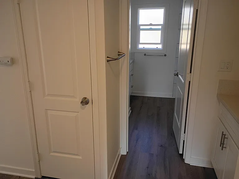 Huntington Garden Apartments — Photo 71