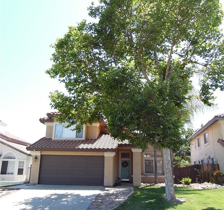1st image of 40975 Morning Glory Dr