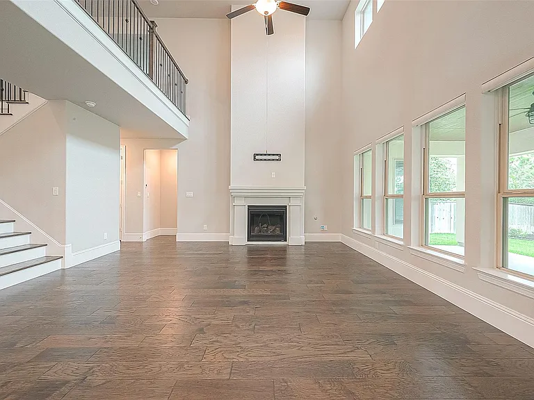 58 Canopy Green Dr — Photo 12