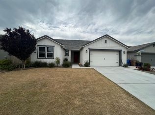 15621 Renteria Dr, Bakersfield, CA 93314