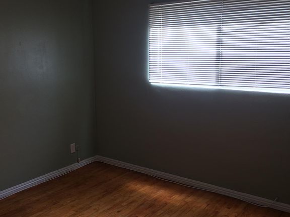 5th image of 827 W Mabel Ave