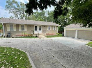 2619 30th St #F, Des Moines, IA 50310