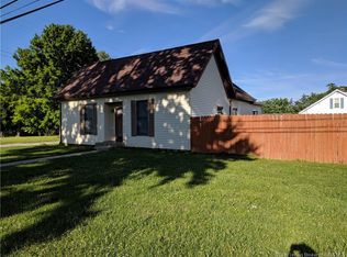 5574 Featheringill Rd, Floyds Knobs, IN 47119