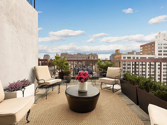 2nd image of 344 W 23rd St Penthouse C