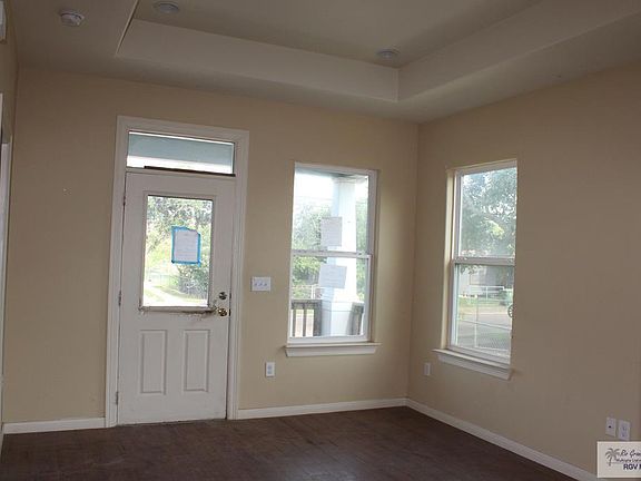 5th image of 768 Monterrey St
