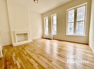 107 W 69th St #1F, New York, NY 10023