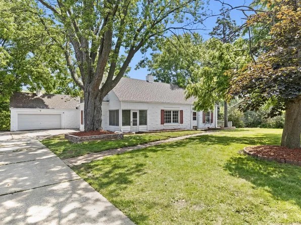 4940 North 76th STREET, Milwaukee, WI 53218