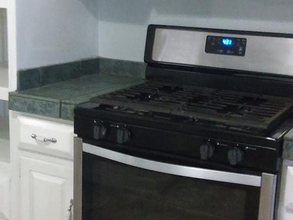 5th image of 65 Johnston Ave