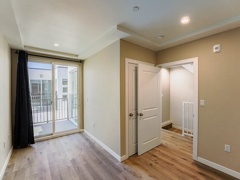 8837 Burnet Ave #102 — Photo 23