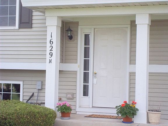 2nd image of 1629 Fieldstone Dr N