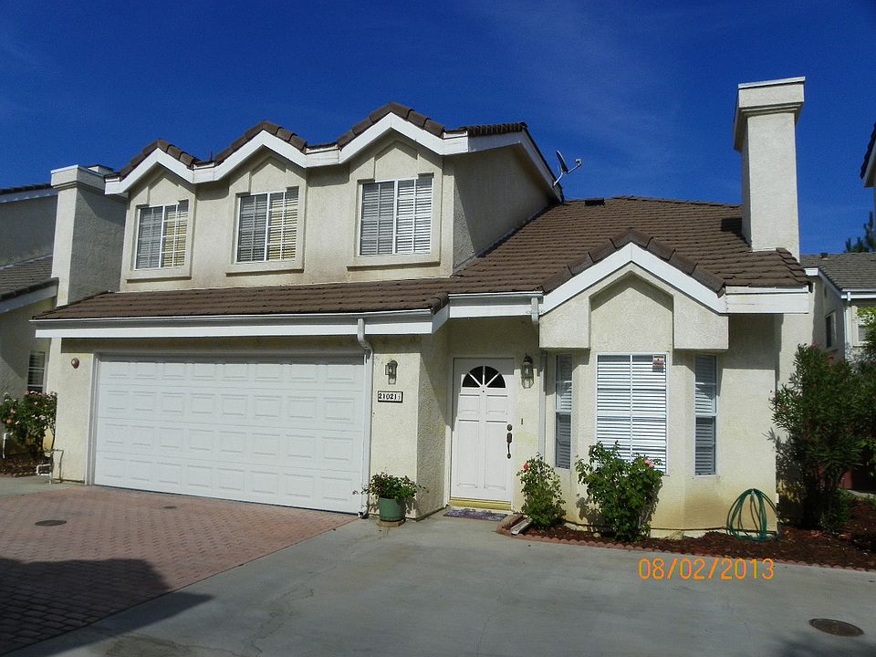 1st image of 21021 Gault St