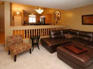 4112 Jarmann Ln, Shakopee, MN 55379