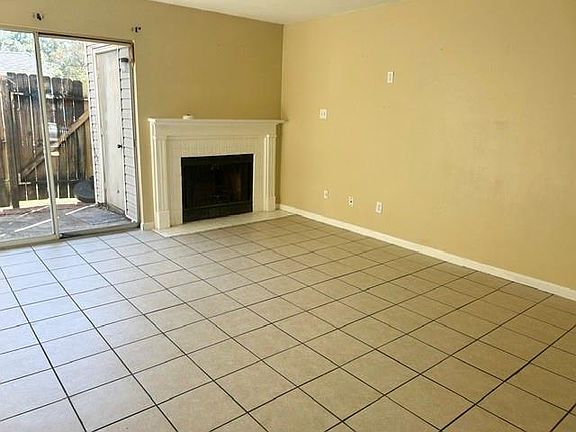2nd image of 6701 Dickens Ferry Rd APT 30