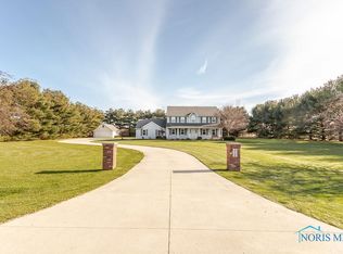 8155 Berkey Southern Rd, Whitehouse, OH 43571