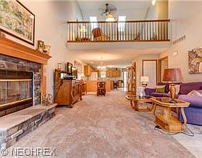3rd image of 15070 Woodsong Dr