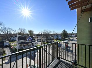 500 E Main St #306, Waterford, WI 53185