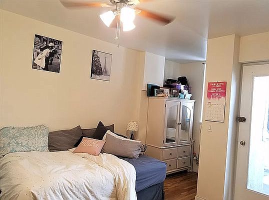 4th image of 1667 1st Ave #1S
