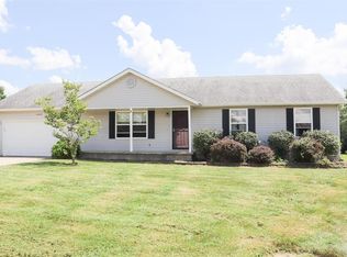 9922 Tad St, Lebanon, IL 62254