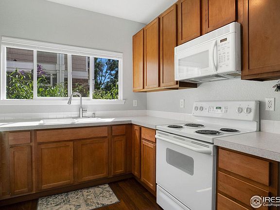 4th image of 4655 Hahns Peak Dr #104