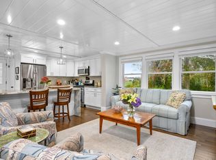 38 Greenwood Ave, Hyannis, MA 02601