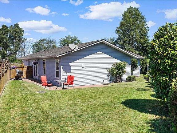3rd image of 101 Raven Ct