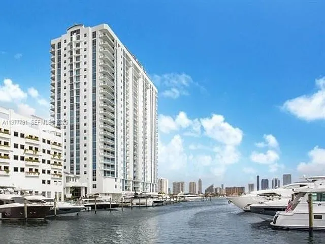 17301 Biscayne Blvd #1103 — Photo 8