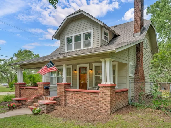 3324 SW Front St, Topeka, KS 66606