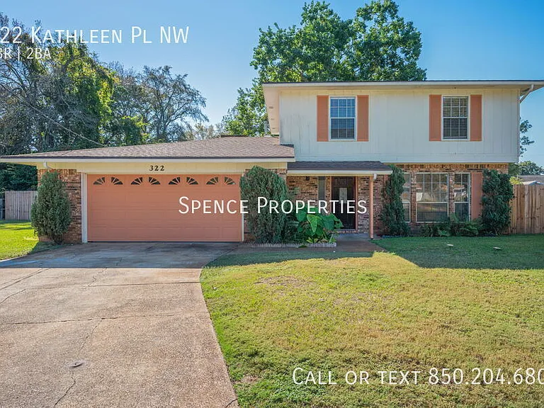 322 Kathleen Pl NW — Photo 1