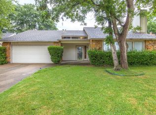 2212 W Memphis St, Broken Arrow, OK 74012