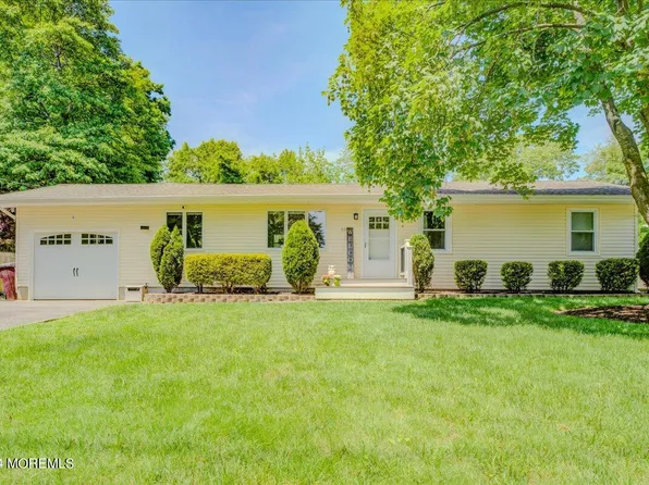 59 Sherman Avenue, Bayville, NJ 08721