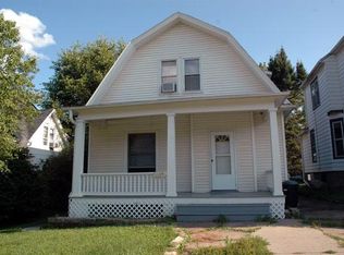 1115 E Burlington St, Iowa City, IA 52240