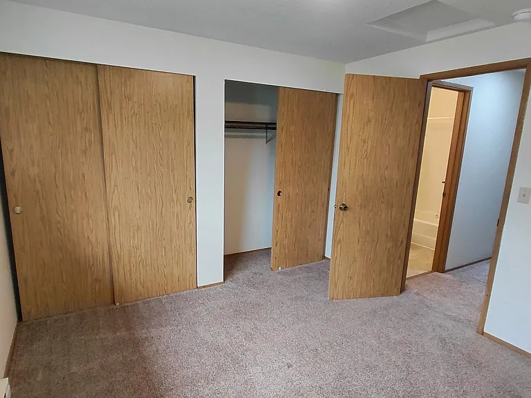2426 Madison Ave SE #3 — Photo 5