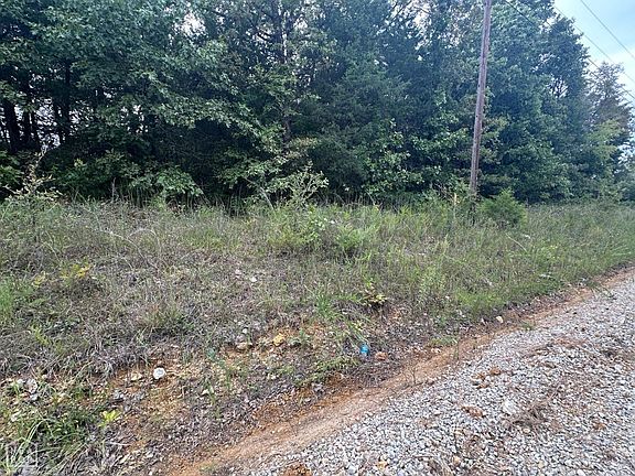5th image of 1 County Road 137