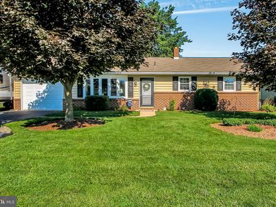 220 Lena Dr, York, PA, 17408