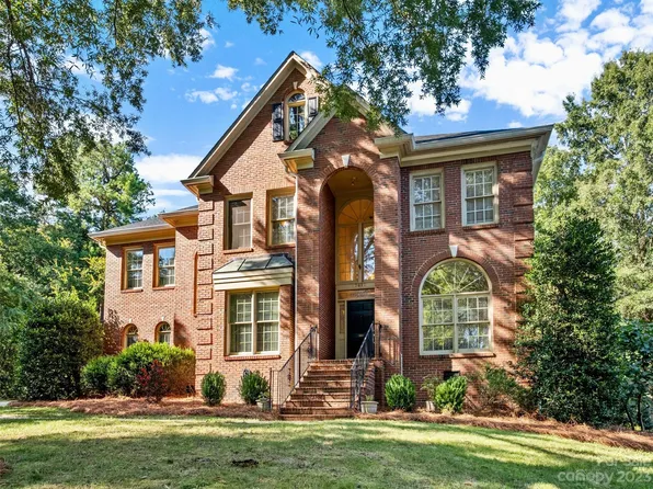 7002 Jardiniere Ct, Charlotte, NC 28226