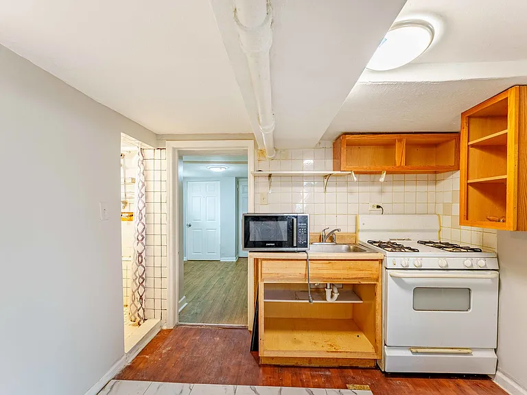 5510 W Barry Ave #GC — Photo 6