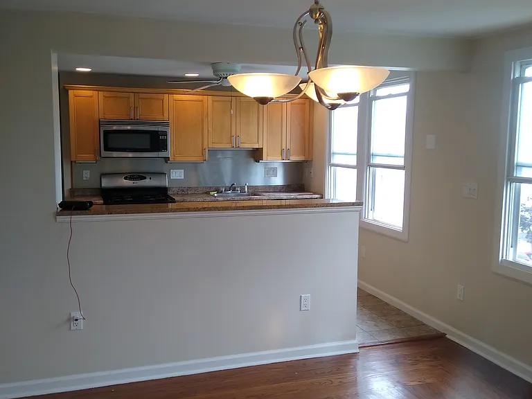 337 Savin Ave #3 — Photo 3