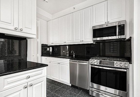 4th image of 1930 Broadway APT 12B
