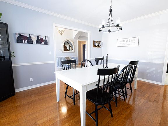 4th image of 2315 Pathway