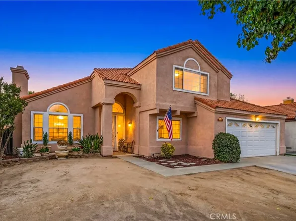 676 Fuchsia Ln, Perris, CA 92571