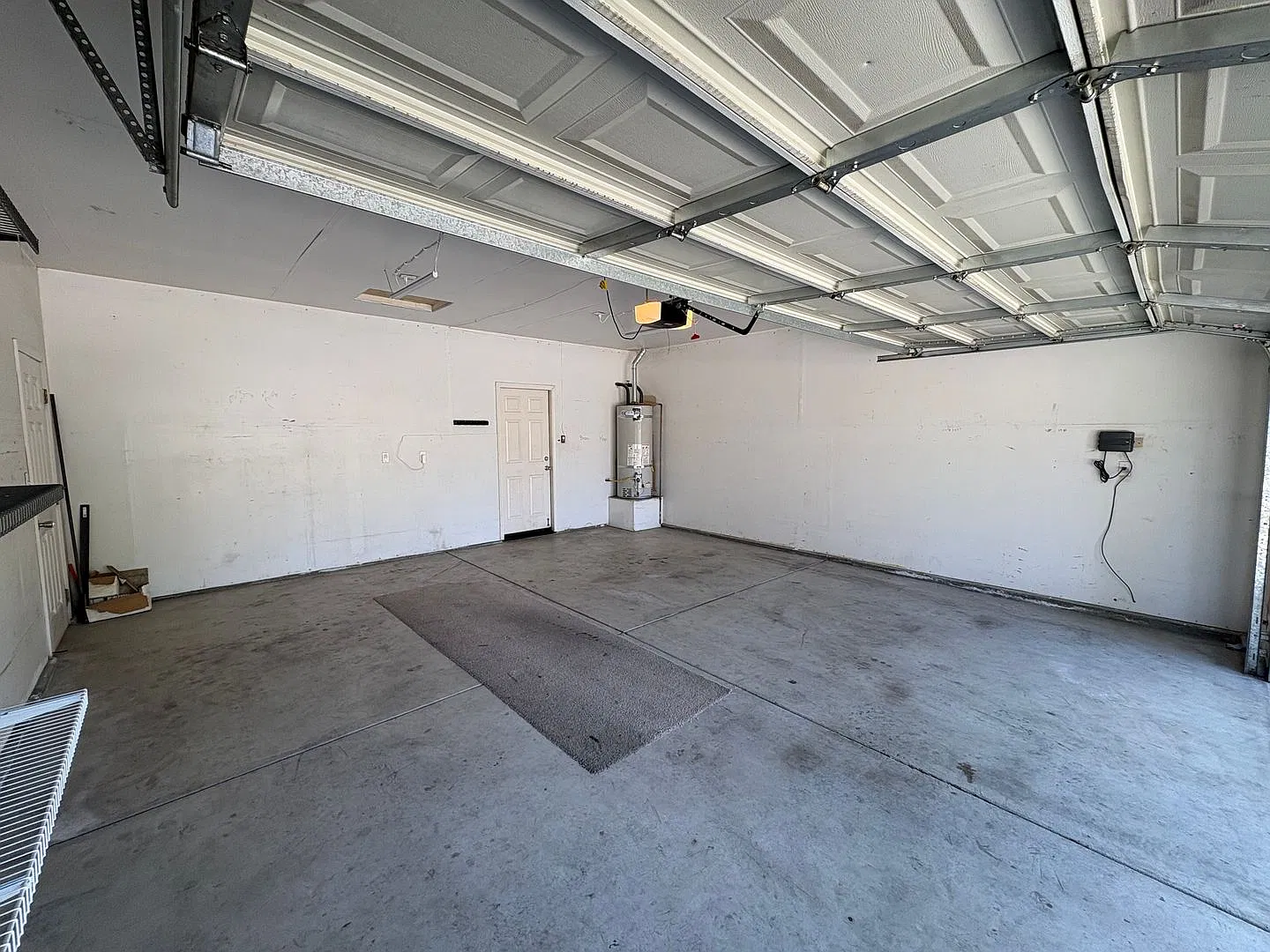 NW Visalia Home with Spacious Yard Available Now! — Photo 3