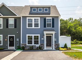 44 Balsam Ct, Bunker Hill, WV 25413