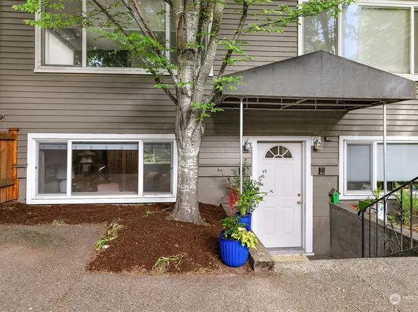 3624 Whitman Avenue N #1, Seattle, WA 98103