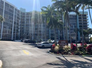 200 Leslie Dr APT 529, Hallandale, FL 33009