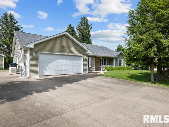 105 Blackhawk Ave, Milan, IL 61264