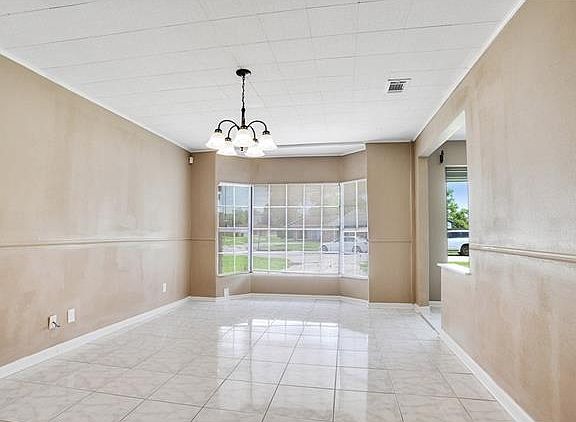 5th image of 6301 Fairfax Pl