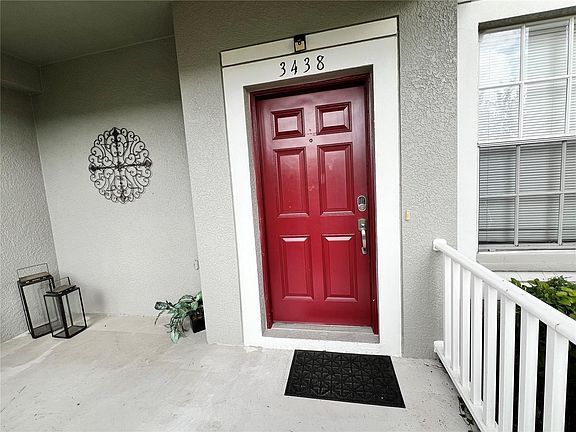 2nd image of 3438 Santa Rita Ln