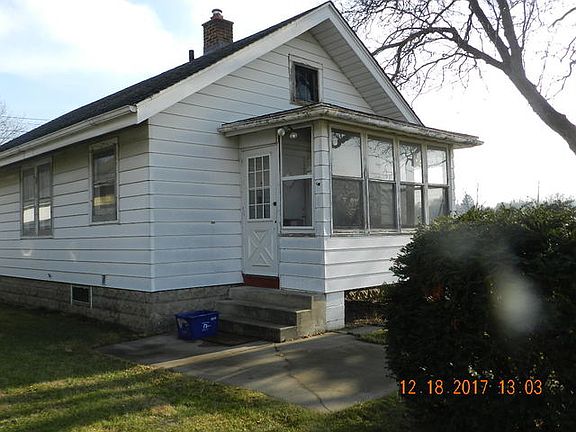 3rd image of 639 16th St