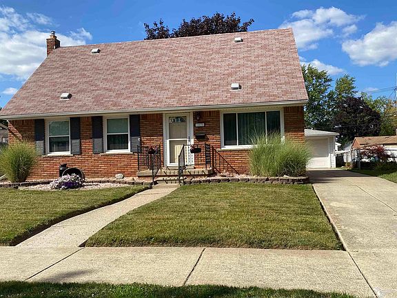 3rd image of 15078 California St