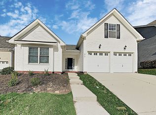1915 Sugarbush Dr, Charlotte, NC 28214